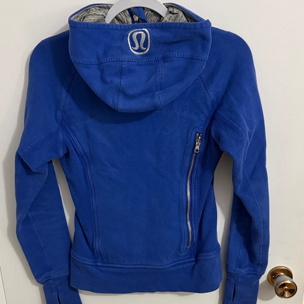 lululemon athletica Blue Women's Sweater